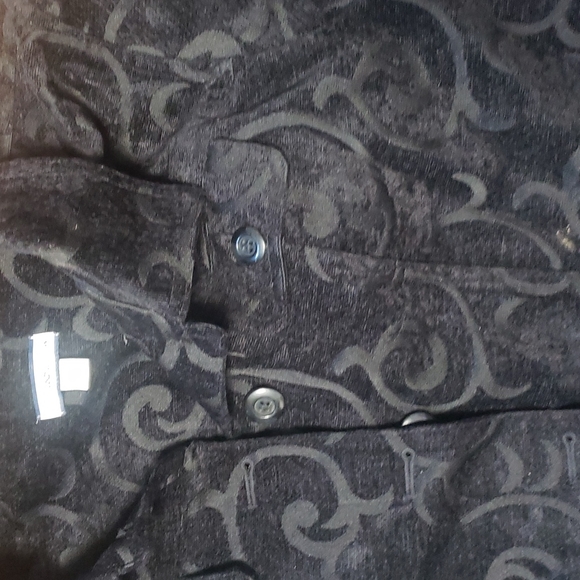 Black on black embroidery Fits like a jean jacket Pockets Snug Croft & Barrow XL - Picture 5 of 7